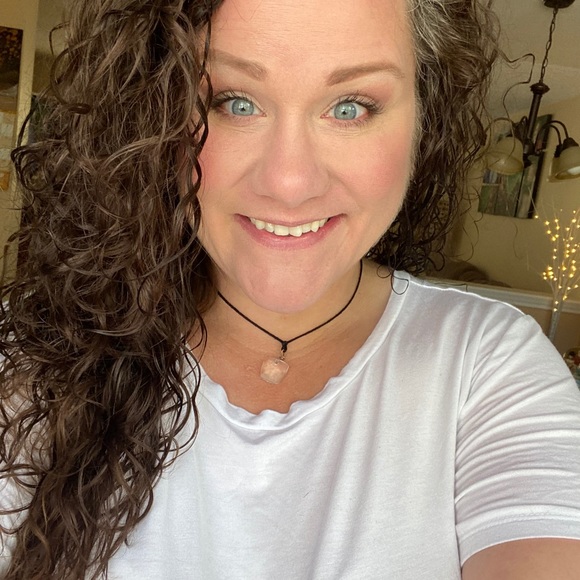 Meet your Posher, Debbie - Picture 1 of 1